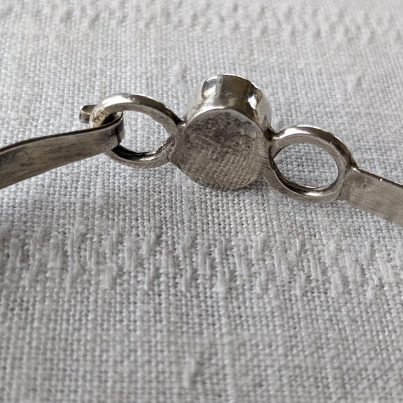 Taxco Sterling Hook-and-Eye Bangle with Black Gem 10g - Picture 3 of 11